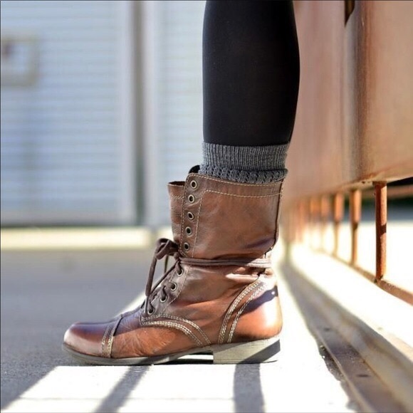 Steve Madden Shoes - Steve Madden Troopa Brown Lear Boot, Size 6